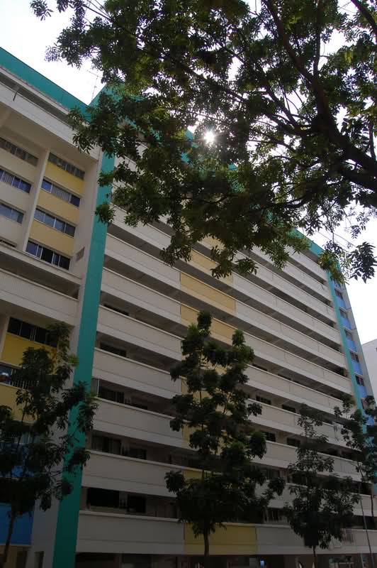 846 Tampines Street 82
