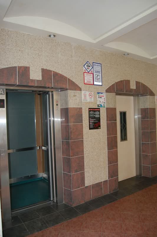 856 Tampines Street 82
