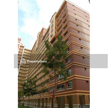 842D Tampines Street 82