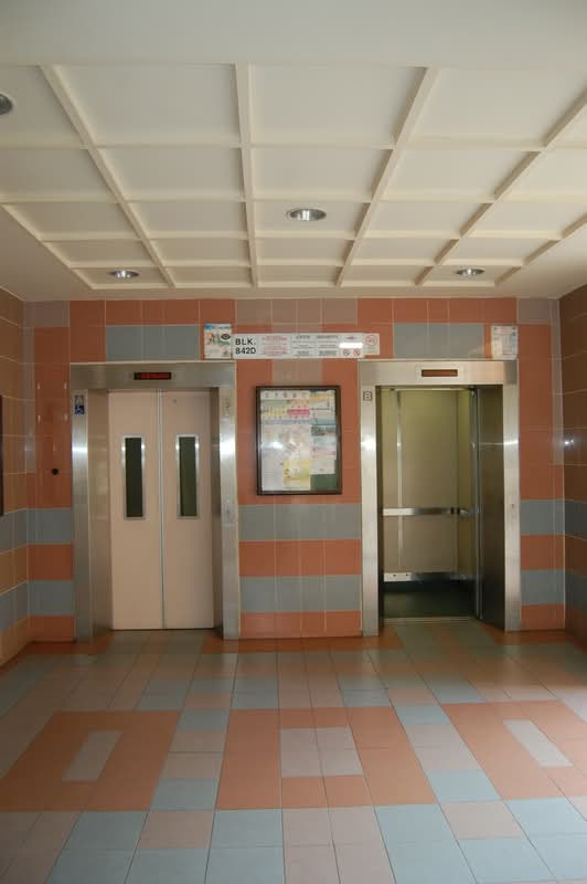 842D Tampines Street 82
