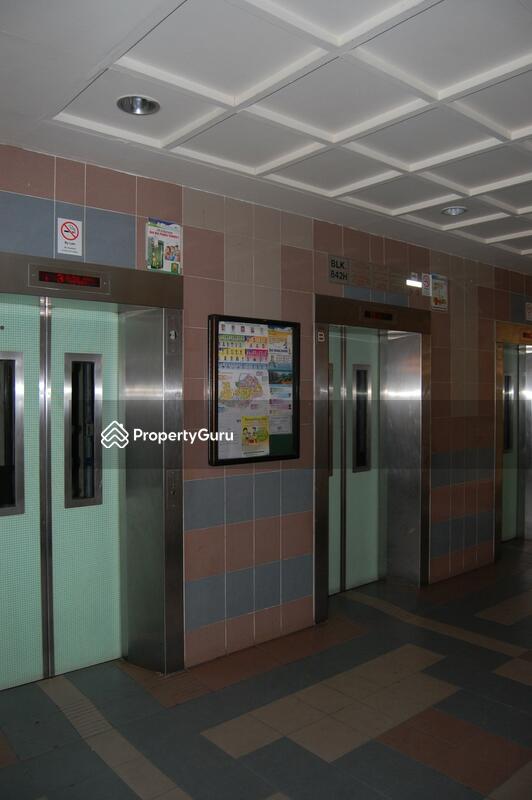 842H Tampines Street 82 #0