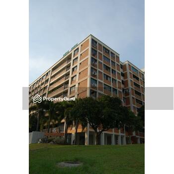 886 Tampines Street 83