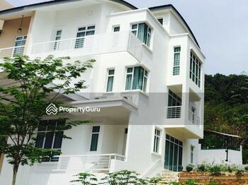 Ferringhi Villa