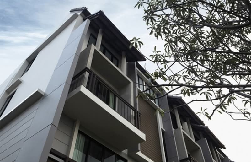 Areeya Mandarina Sukhumvit 77