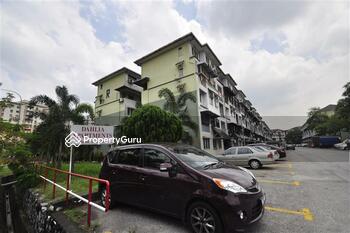 Dahlia Apartment