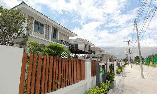 For Sale - Life Townhome Baanbueng, Chon Buri