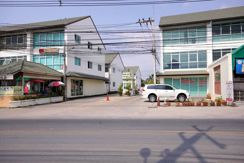 Green Field Villas 3, Chon Buri (Pattaya), Soi Phonprapanimit 15, Bang Lamung, Bang Lamung (Pattaya), Chon Buri (Pattaya), 4 Bedrooms, 278 sqm, Villa For Sale, by Sathida Limphasut (App), 500217721 - DDproperty.com