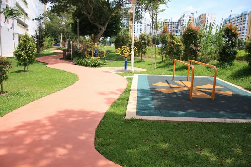 349 Woodlands Avenue 3
