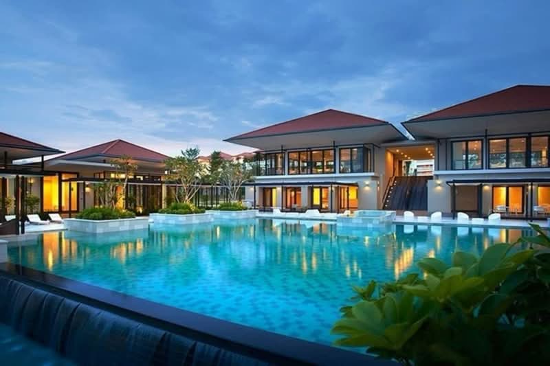 Quayside Seafront Resort Condominiums - iProperty.com.my