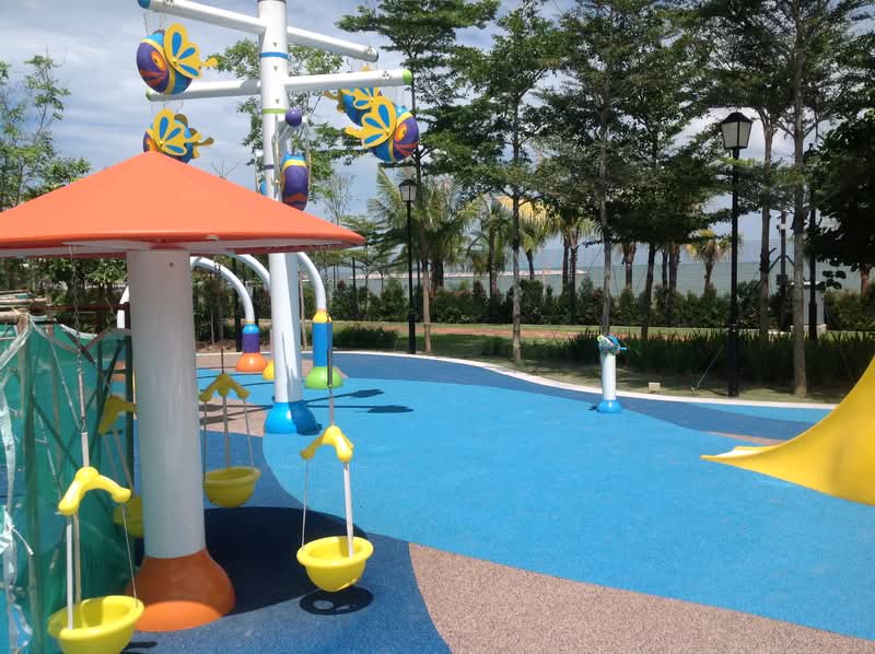 Quayside Seafront Resort Condominiums - iProperty.com.my