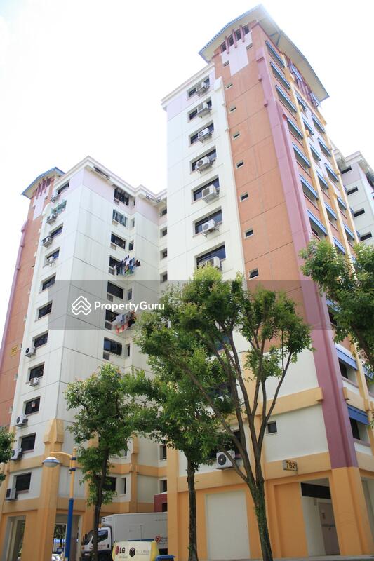 762 Woodlands Avenue 6 #0