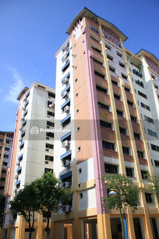 752 Woodlands Circle #0