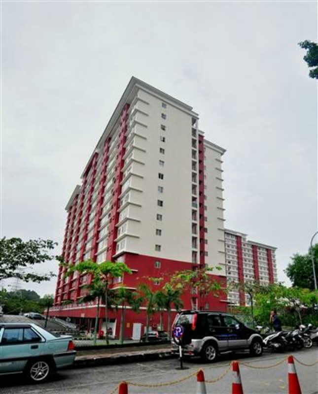 Lumayan Apartment (Bdr Tasik Permaisuri) - iProperty.com.my
