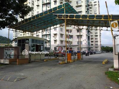 - Desa Bayan Apartment