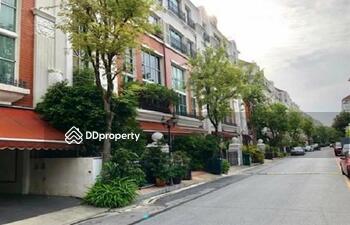 Baan Klang Krung Thonglor : บ้านกลางกรุงทองหล่อ