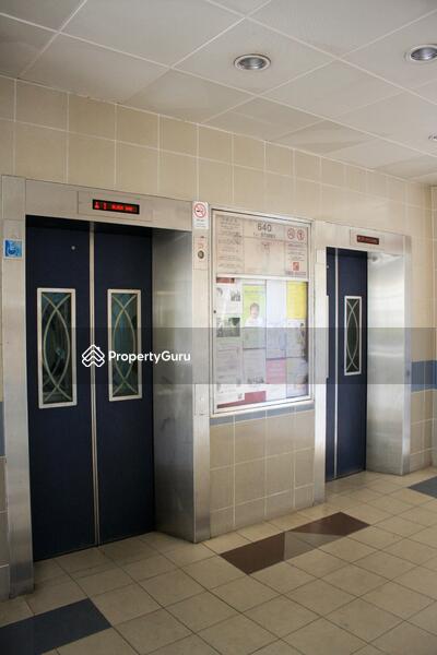 For Rent - 640 Woodlands Ring Road