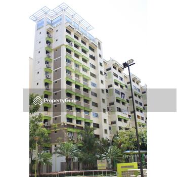 647 Woodlands Ring Road