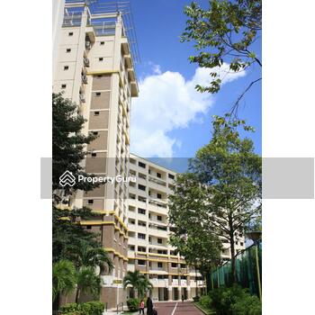 658 Woodlands Ring Road