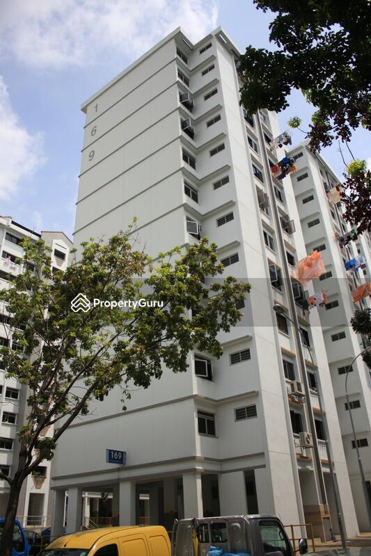 169 Woodlands Street 11 #0