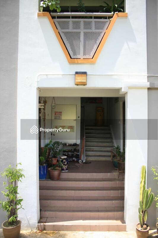 176 Woodlands Street 13 #0