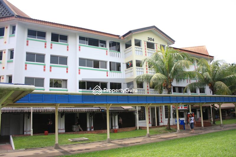 304 Woodlands Street 31 #0