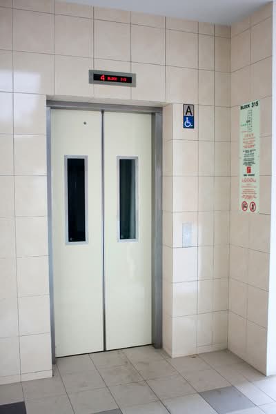 315 Woodlands Street 31, 315 Woodlands Street 31, Room Rental, 100 sqft, HDB Flat For Rent, by Stephanie Li, 500187448 - PropertyGuru.com.sg
