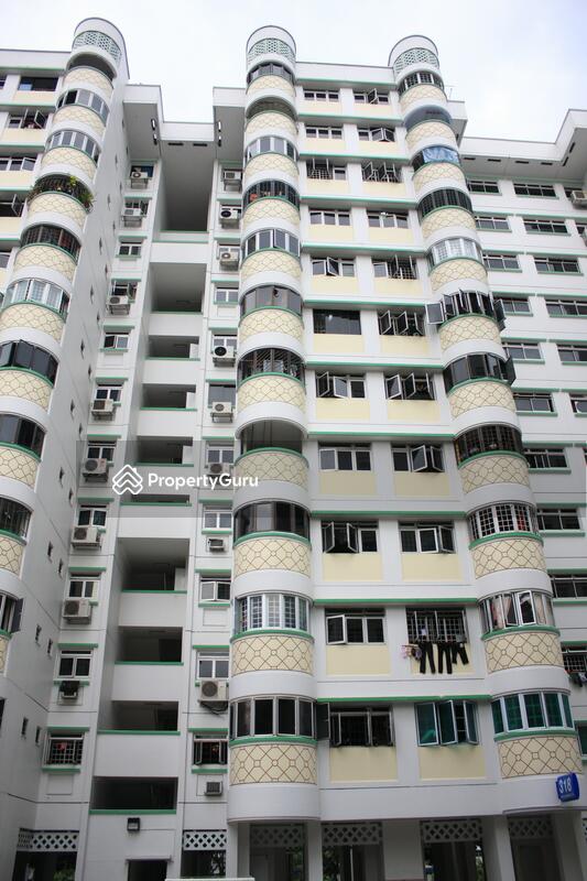 318 Woodlands Street 31 #0