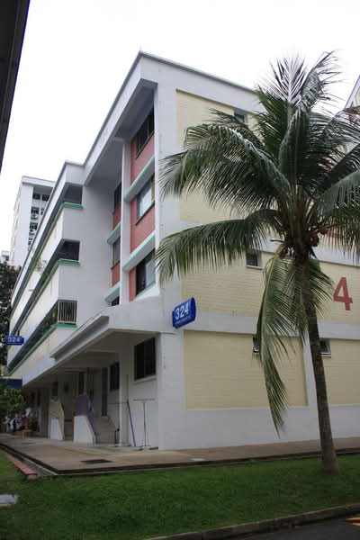 324 Woodlands Street 32, 324 Woodlands Street 32, 3 Bedrooms, 904 sqft, HDB Flat For Rent, by Mandy Yip, 25252643 - PropertyGuru.com.sg