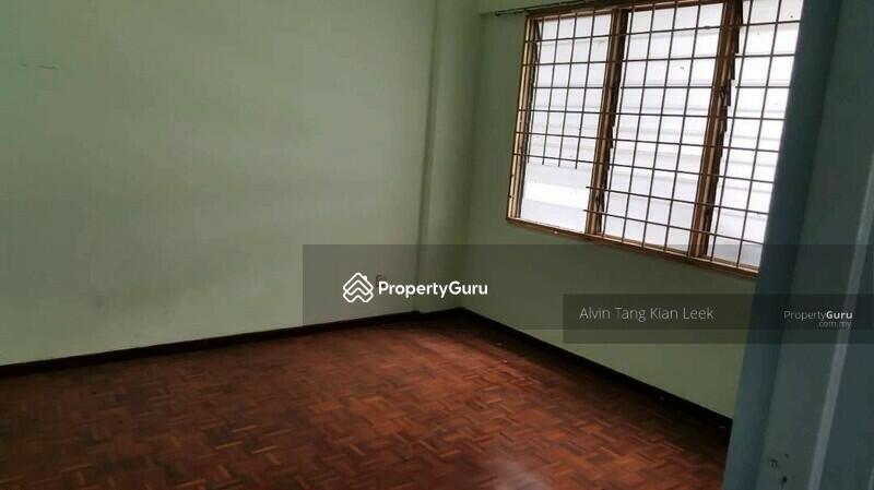Untuk Disewa - Bangunan Choo Cheng Khay