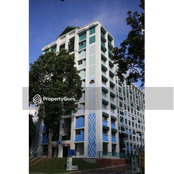 827 Woodlands Street 81