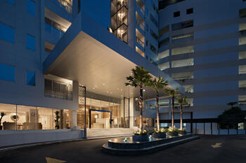 Gallery West Residence