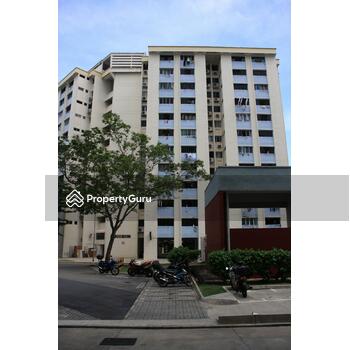 734 Yishun Avenue 5