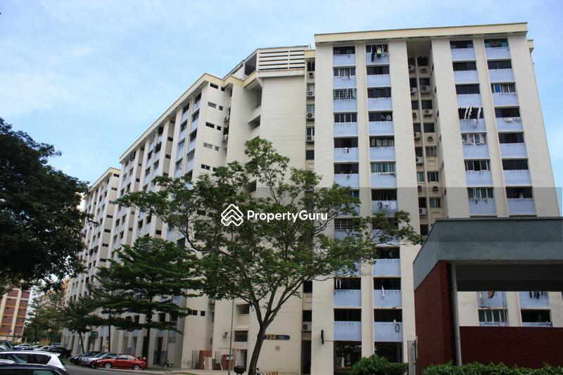 For Sale - 734 Yishun Avenue 5