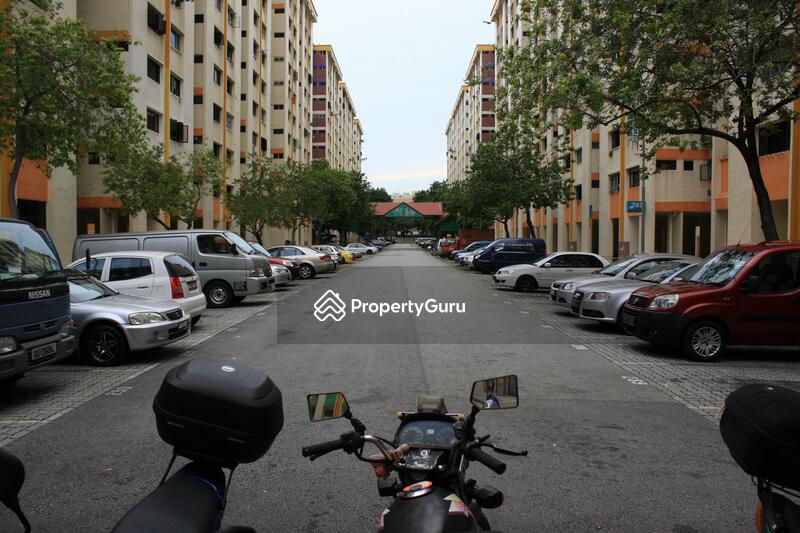 742 Yishun Avenue 5 #0