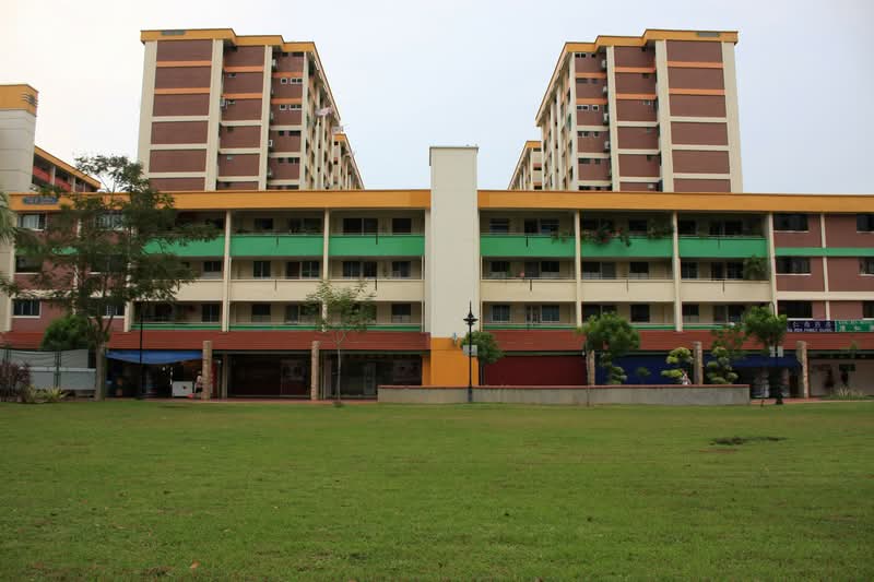 743 Yishun Avenue 5, 743 Yishun Avenue 5, 2 Bedrooms, 630 sqft, HDB Flat For Rent, by David Lee 李施融, 500064532 - PropertyGuru.com.sg