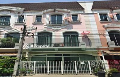 - Baan Klangmuang Grand De Paris Ratchada