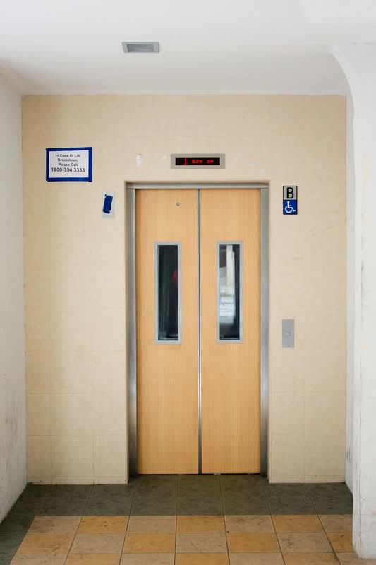 289 Yishun Avenue 6