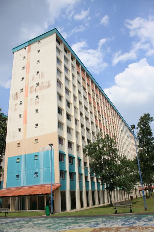 390 Yishun Avenue 6