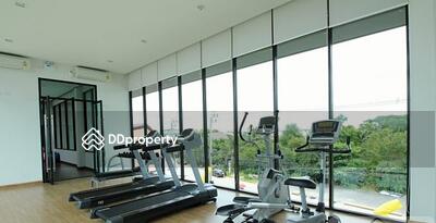 - Centro Ratchapruek