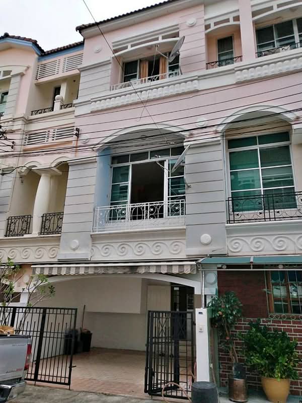 Baan Klang Muang Ladprao-Yothin Phatthana : บ้านกลางเมือง ลาดพร้าว-โยธินพัฒนา