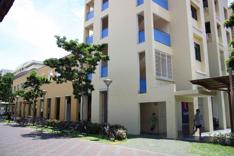 849 Yishun Ring Road, 849 Yishun Ring Road, 2 Bedrooms, 689 sqft, HDB Flat For Sale, by Siti Nurainina Binte Saaet (Nina Saaet), 500134684 - PropertyGuru.com.sg