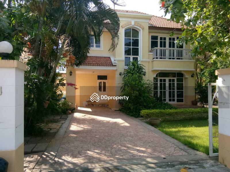 For Sale - Lake Garden Villa, Bangkok