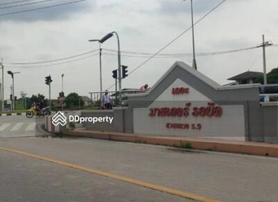 - Moobaan The Master Royal, Soi Chaloem Phrakiat 53