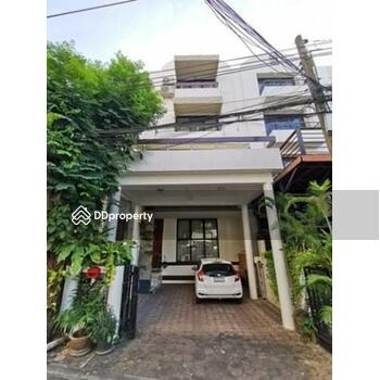 Home Place Sukhumvit 71 : โฮมเพลส สุขุมวิท 71