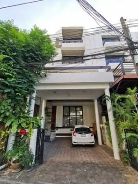 Home Place Sukhumvit 71, Bangkok, Soi Panichkul Yak 2, Phra Kanong Nua, Watthana, Bangkok, 3 Bedrooms, 313 sqm, Townhouse For Sale, by Thawatchai Methawongworakul, 500174610 - DDproperty.com