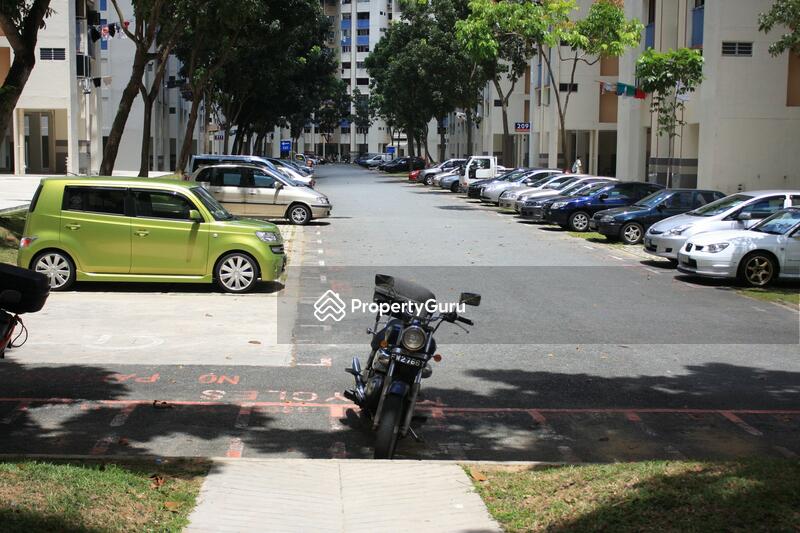 For Sale - 209 Yishun Street 21