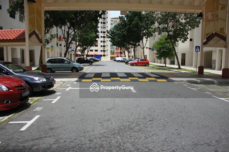 For Rent - 272 Yishun Street 22
