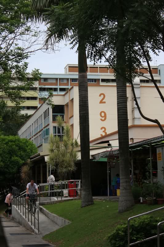 293 Yishun Street 22