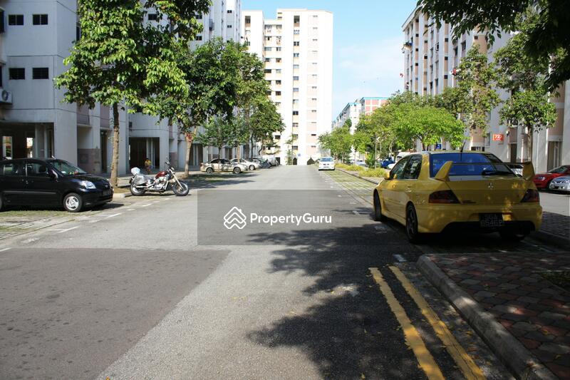 For Rent - 722 Yishun Street 71