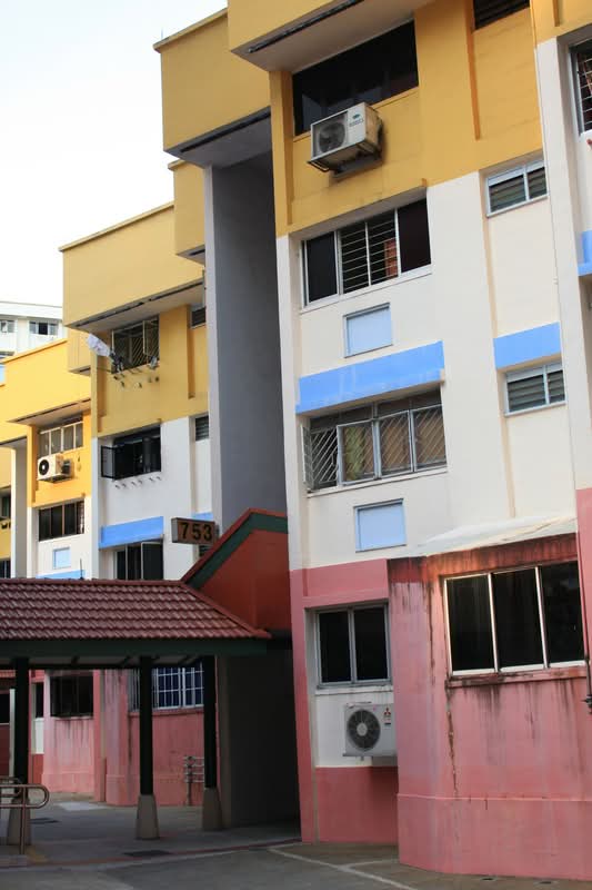 753 Yishun Street 72 #0
